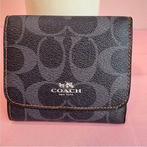 Coach Signature Black Wallet. NWOT
